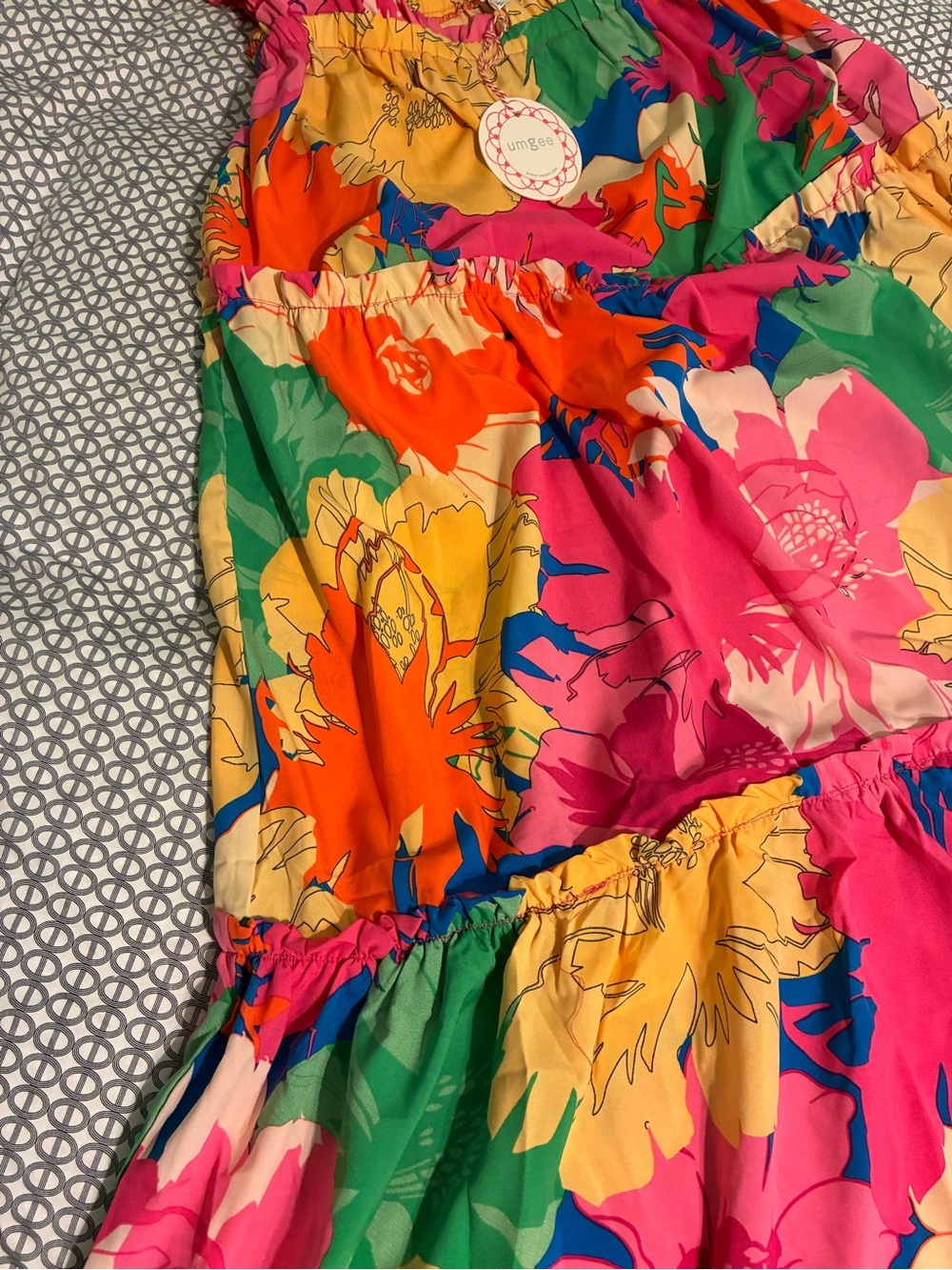 Umgee Bright Floral Sundress in Pink, Yellow & Green size medium - Picture 7 of 10